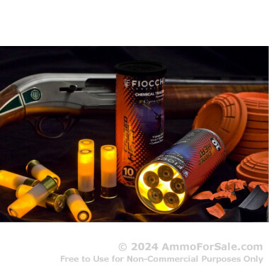 100 Rounds of 3/4 ounce #8 shot 12ga Tracer Ammo by Fiocchi